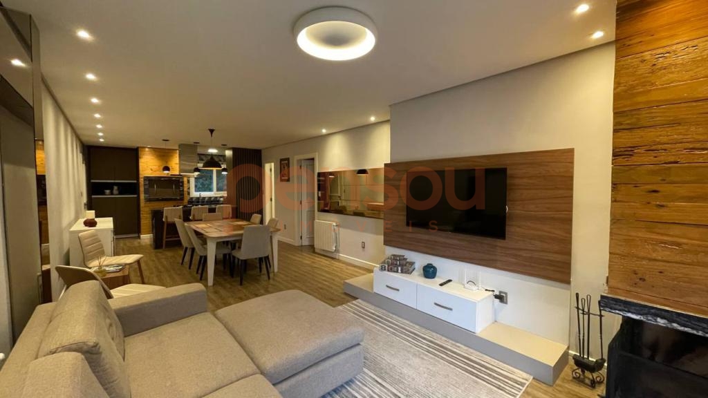 Apartamento 3 Dormitórios