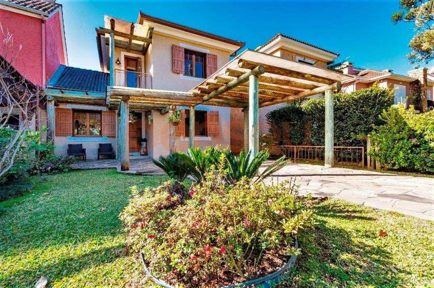 Casa 3 dormitórios em Condomínio