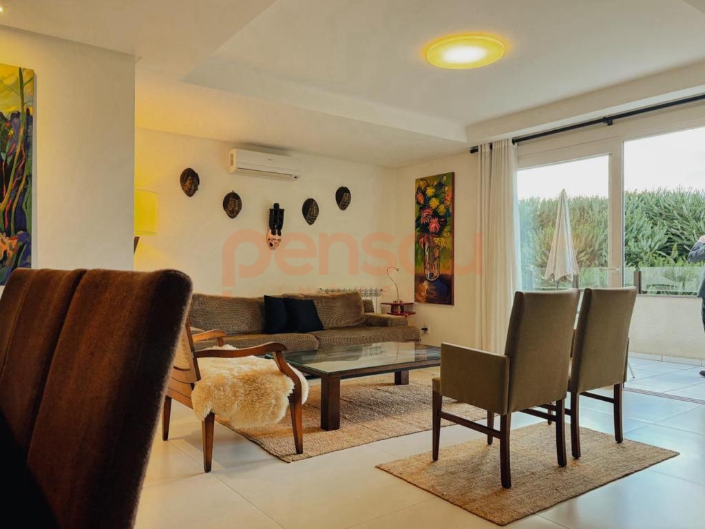 Apartamento 3 Dormitórios