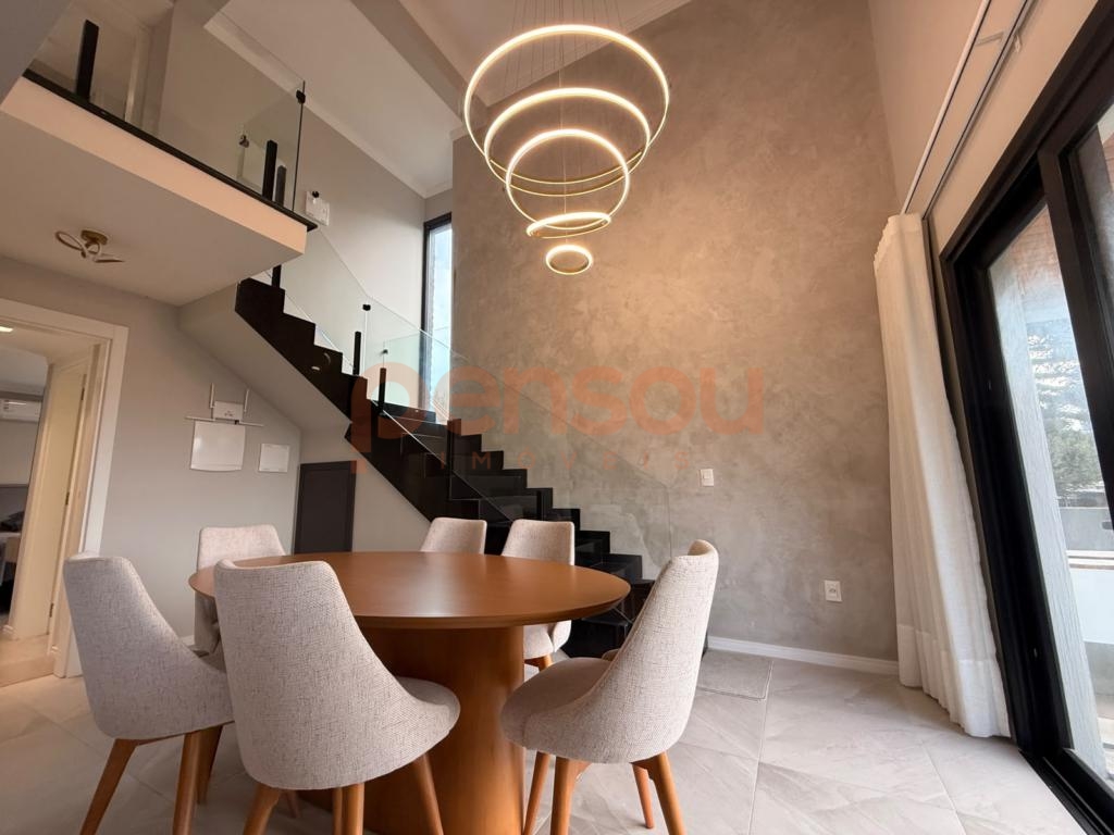 Apartamento 3 Dormitórios