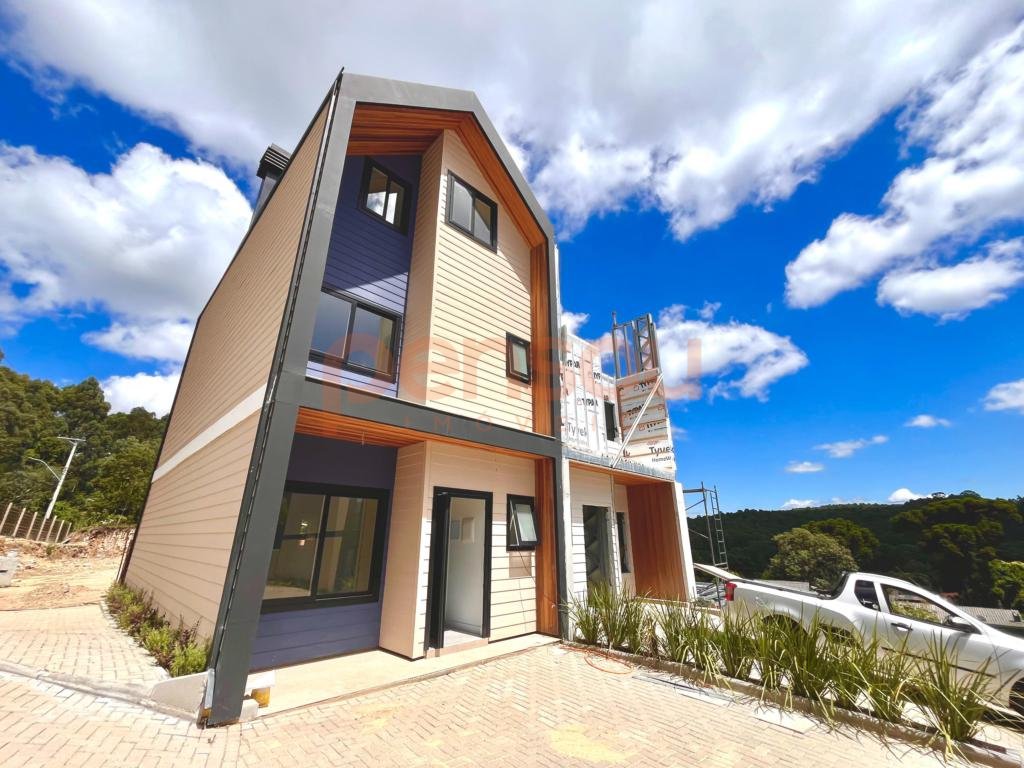 Casa 3 Dormitórios