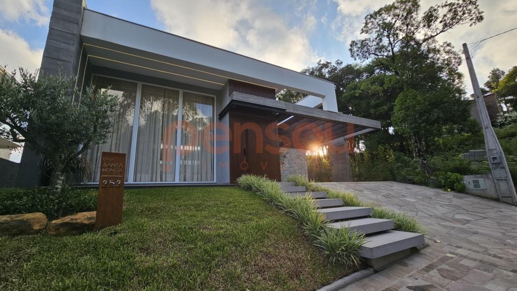 Casa 3 Dormitórios