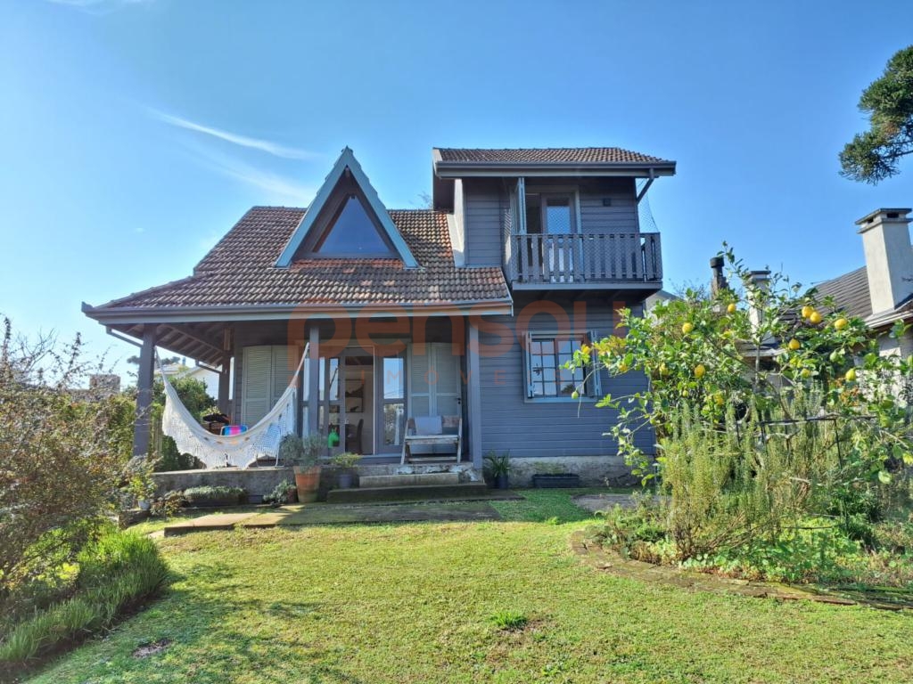 Casa 3 Dormitórios