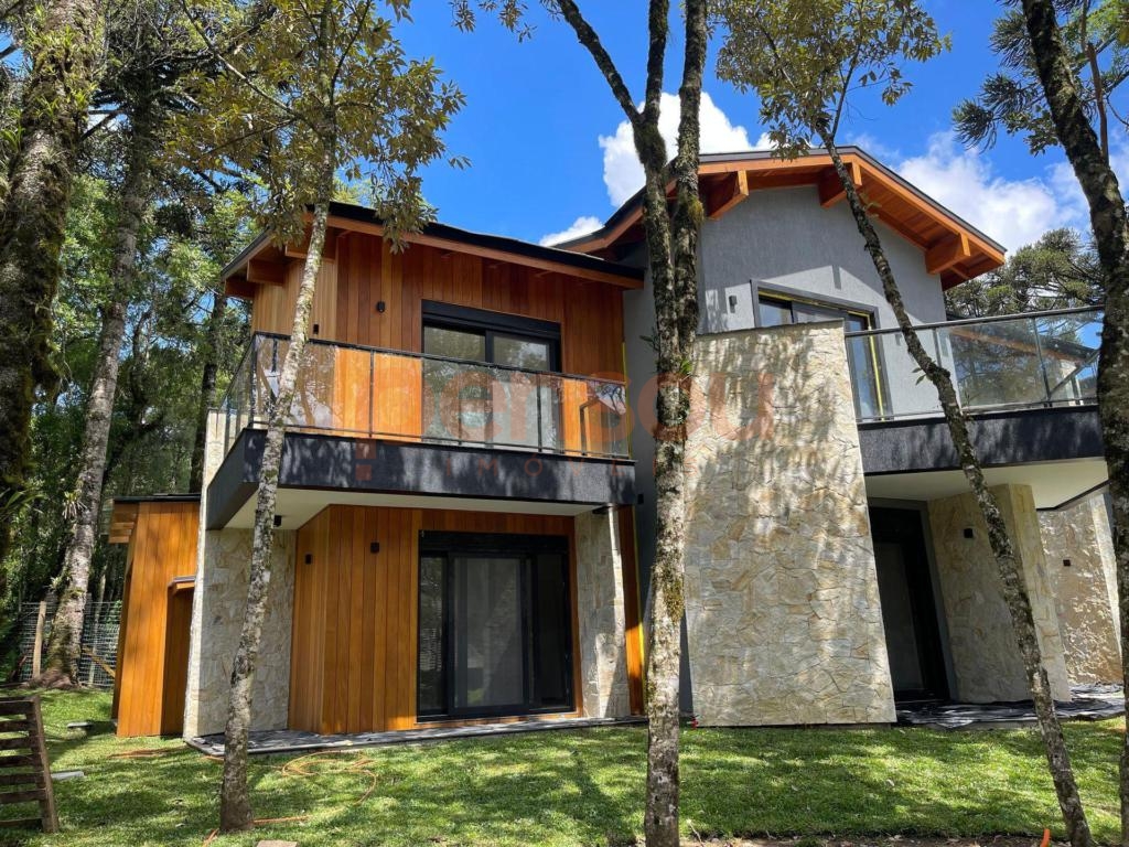 Casa 5 Dormitórios