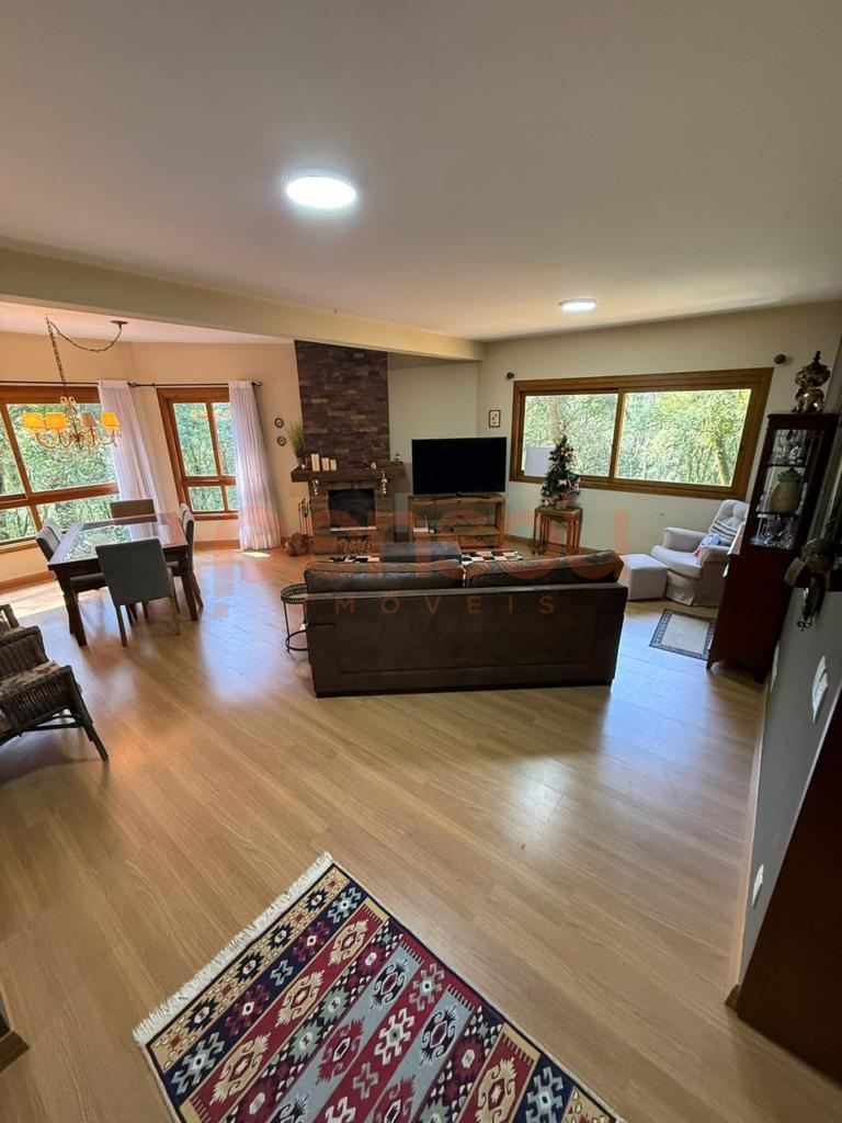 Apartamento 3 Dormitórios