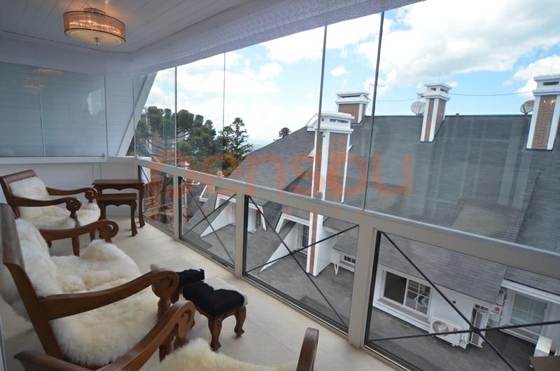 Apartamento 3 Dormitórios