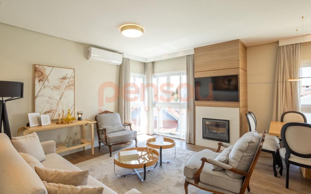 Apartamento 3 Dormitórios