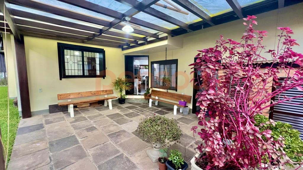 Casa 2 Dormitórios