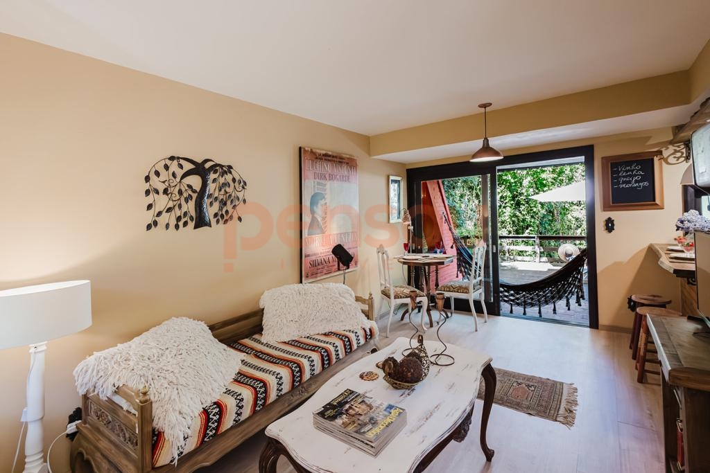 Casa 1 Dormitório