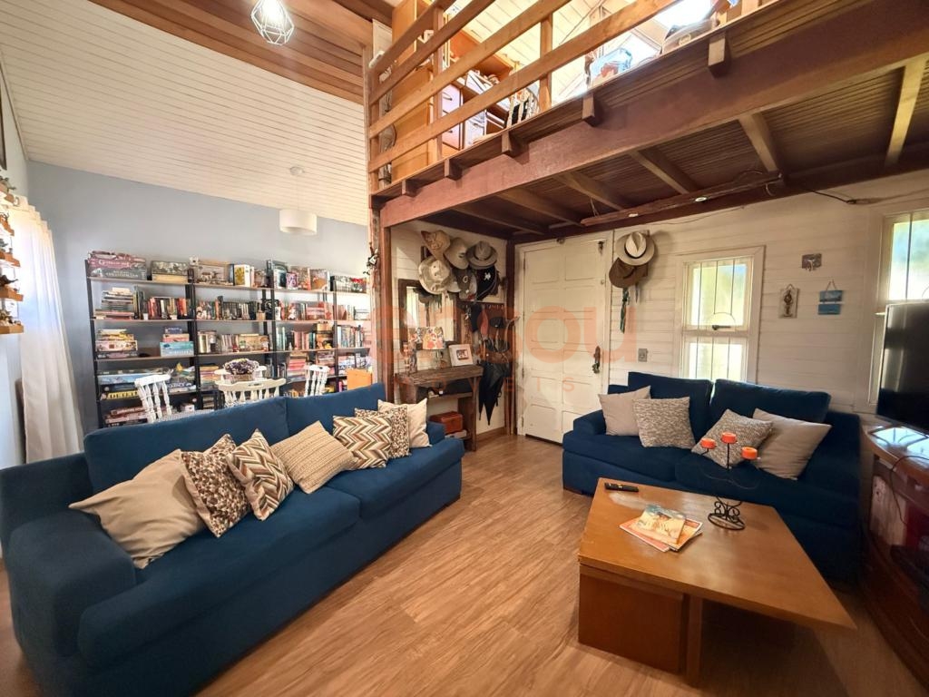 Casa 2 Dormitórios