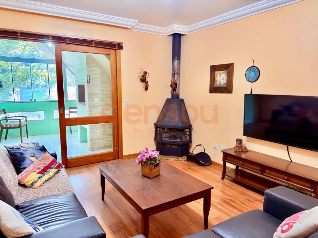 Apartamento 3 Dormitórios