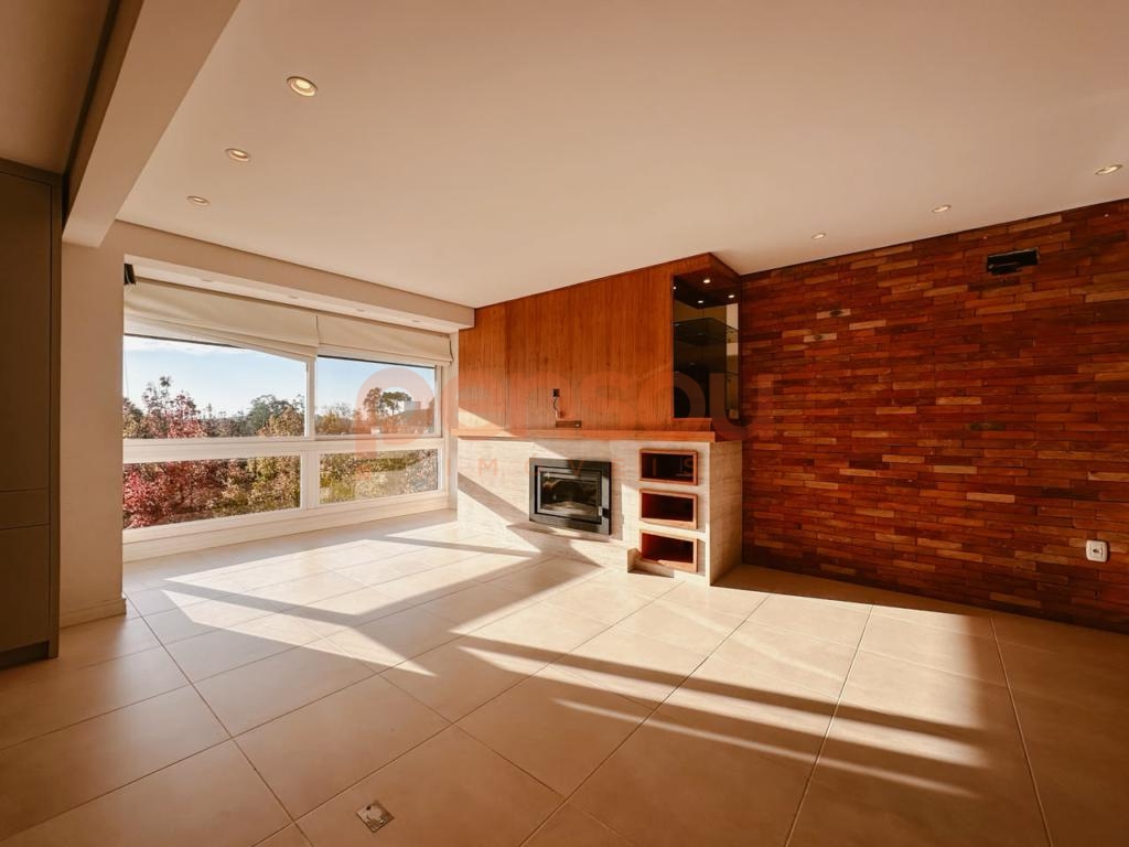 Apartamento 3 Dormitórios