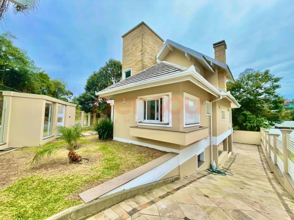 Casa 3 Dormitórios