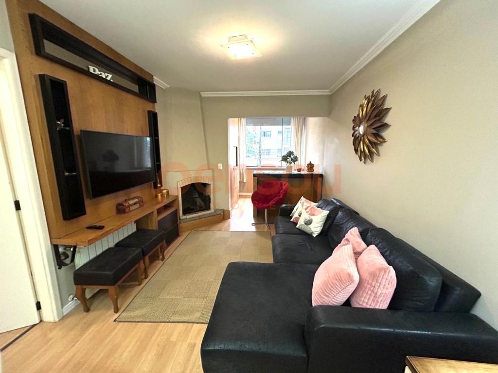 Apartamento 3 Dormitórios