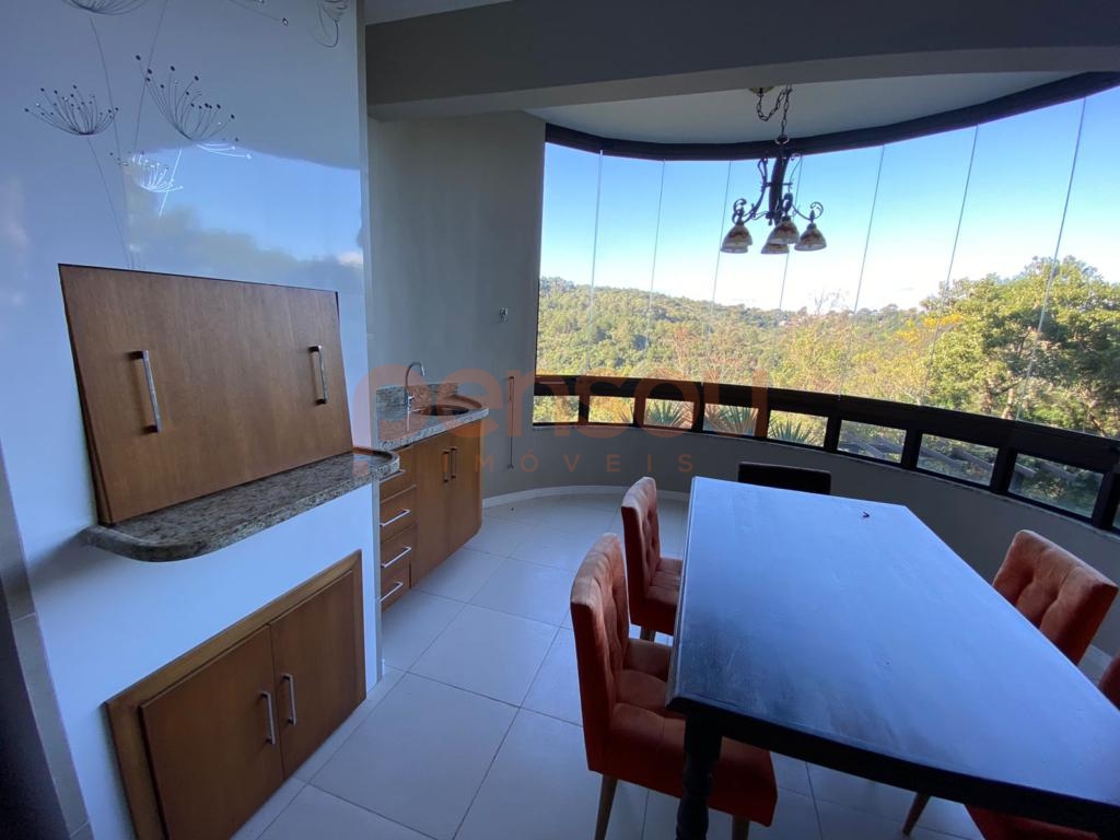 Apartamento 3 Dormitórios